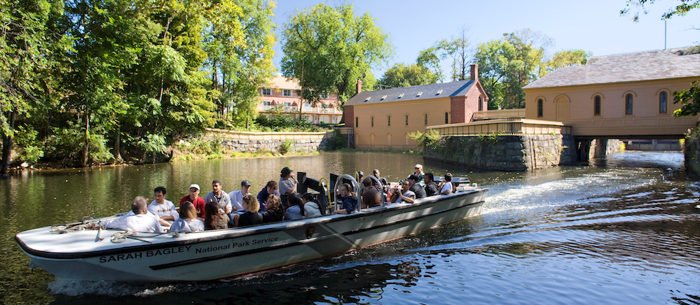 lowell-boat-tour-01